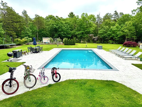 Outdoor pool, a heated pool