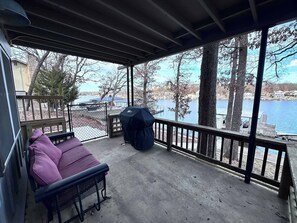 Terrace/patio - Red Deer Cabin - Stay for 8! (Sunrise Beach)
