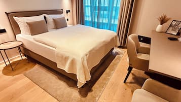 Studio | Laptop workspace, soundproofing, free WiFi, bed sheets