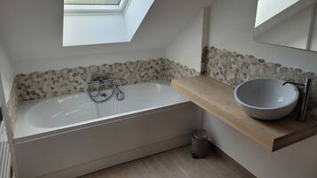 Hair dryer, towels, toilet paper