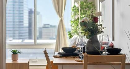 Eminence Sleek Studio City View