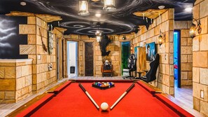 Spielezimmer