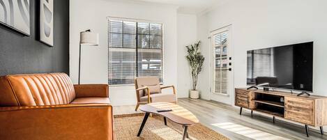 Televisio, työhuone