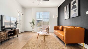 Televisión y oficina