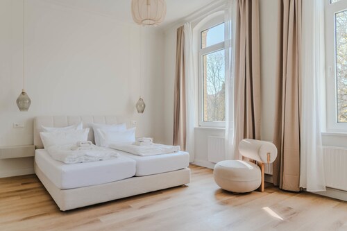 Exclusive Suite Art Nouveau in the Philosophers Quarter - Spacious luxury apartm