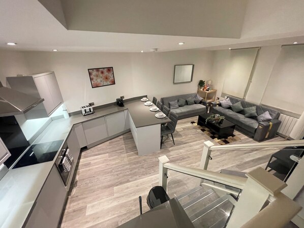 Living area - Modern Style in Nottingham City Center (Nottingham)