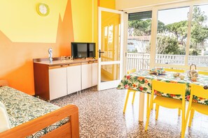 Apart Daire, 2 Yatak Odası, Balkon, Bahçe Manzaralı | 3 yatak odası 