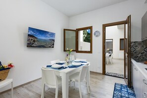 Appartement Confort, vue vallée | Cuisine privée | Machine à expresso