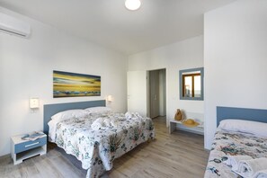 Deluxe Apartment, Valley View | Iron/ironing board, free WiFi - Bedda Luna Apartments (San Vito Lo Capo)