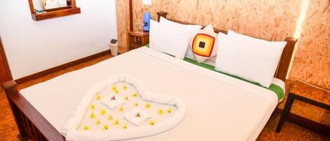 5 soverom, skrivebord, strykejern/-brett og wi-fi