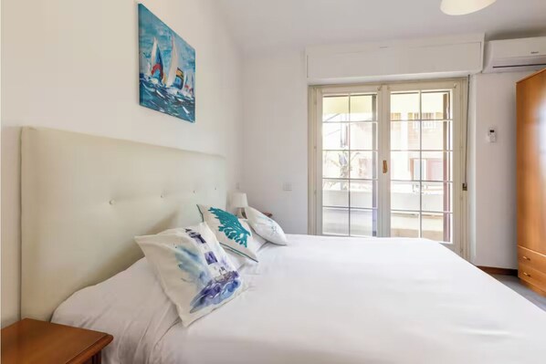 3 soverom, safe på rommet, strykejern/-brett og wi-fi (inkludert)