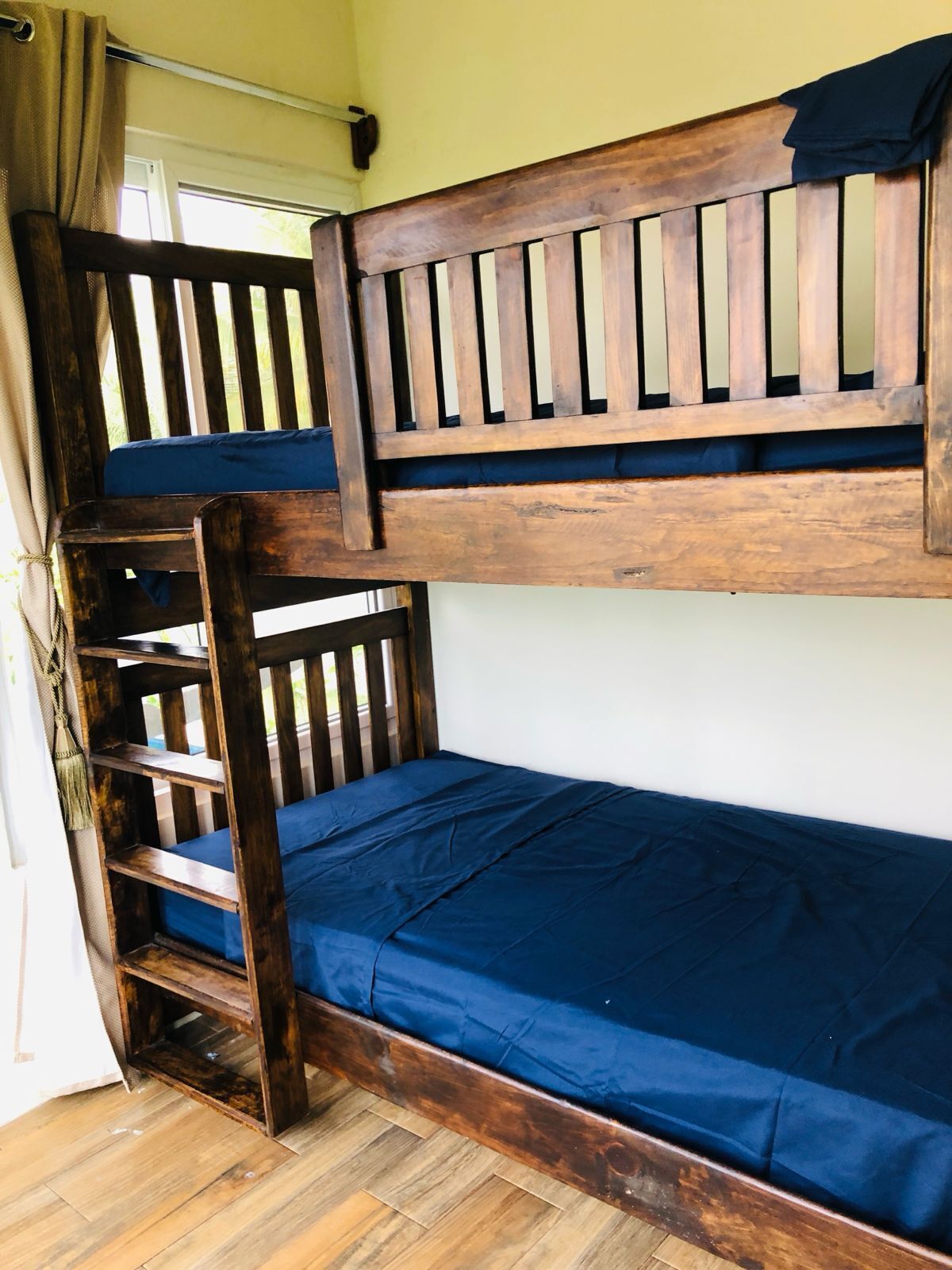 2 bedrooms