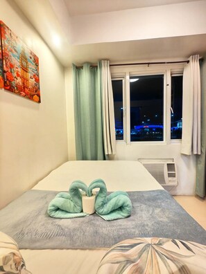 City view from property - Comfystay Manila (Pasay)