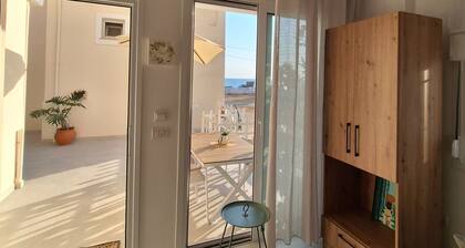 Luxury Apartments Kanali