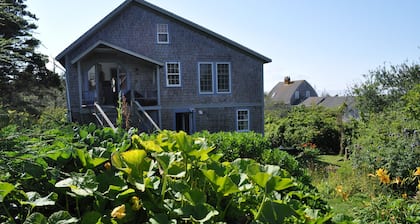 Monhegan Island Maine - Private Seaside Cottage