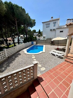 Outdoor pool - Villa Rosell (L'Escala)