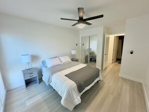 2 bedrooms, iron/ironing board, free WiFi, bed sheets