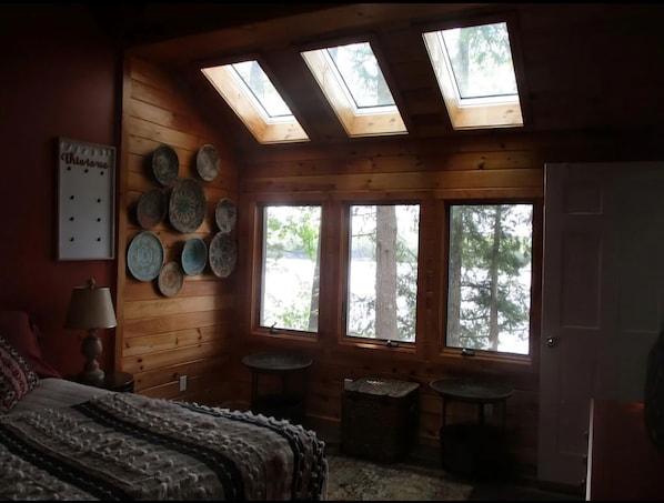 2 bedrooms, in-room safe, iron/ironing board, WiFi