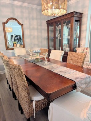 Dining - Daufuskie High Tide'r (Daufuskie Island)