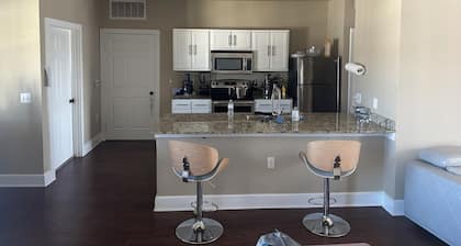 2-bedroom apartment in cool Denton with fitness room, WiFi, AC