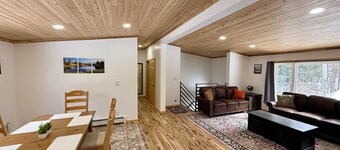 Forest Lake Haven close to Lake George and Gore Mountain, 5 BR spacious and NEW