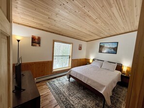 3 bedrooms, free WiFi, bed sheets - Beautiful property close to Lake George and Gore Mountain (Chestertown)