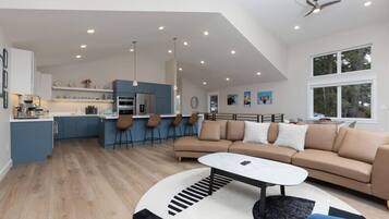 Smart TV, fireplace, video games, books