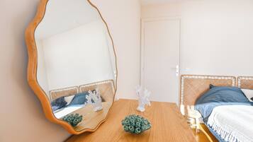 1 bedroom, iron/ironing board, bed sheets