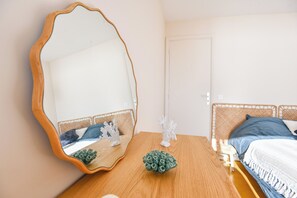 1 bedroom, iron/ironing board, bed sheets