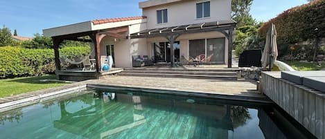 屋外プール