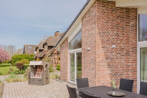 Outdoor dining - Vacation home Hofkiek - Farm Hopp Vadersdorf (Fehmarn)