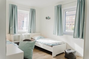 3 bedrooms, iron/ironing board, WiFi, bed sheets - Vacation home Hofkiek - Farm Hopp Vadersdorf (Fehmarn)