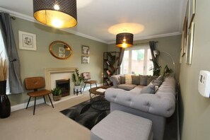 Smart TV, books - Charming Ipswich Retreat / Cosy stay in a great location (Ipswich)