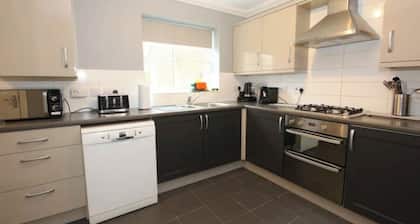Charming Ipswich Retreat / Cosy stay in a great location