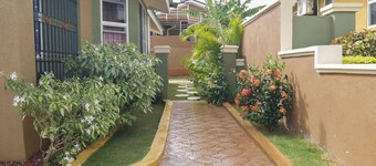 2 Bedroom House near Martha Brae River Rafting