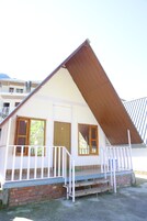 Luxury Quadruple Room, Balcony, River View | Premium bedding, desk, soundproofing, bed sheets