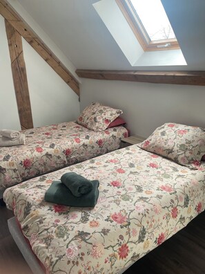 2 Schlafzimmer, Bügeleisen/Bügelbrett, WLAN, Bettwäsche