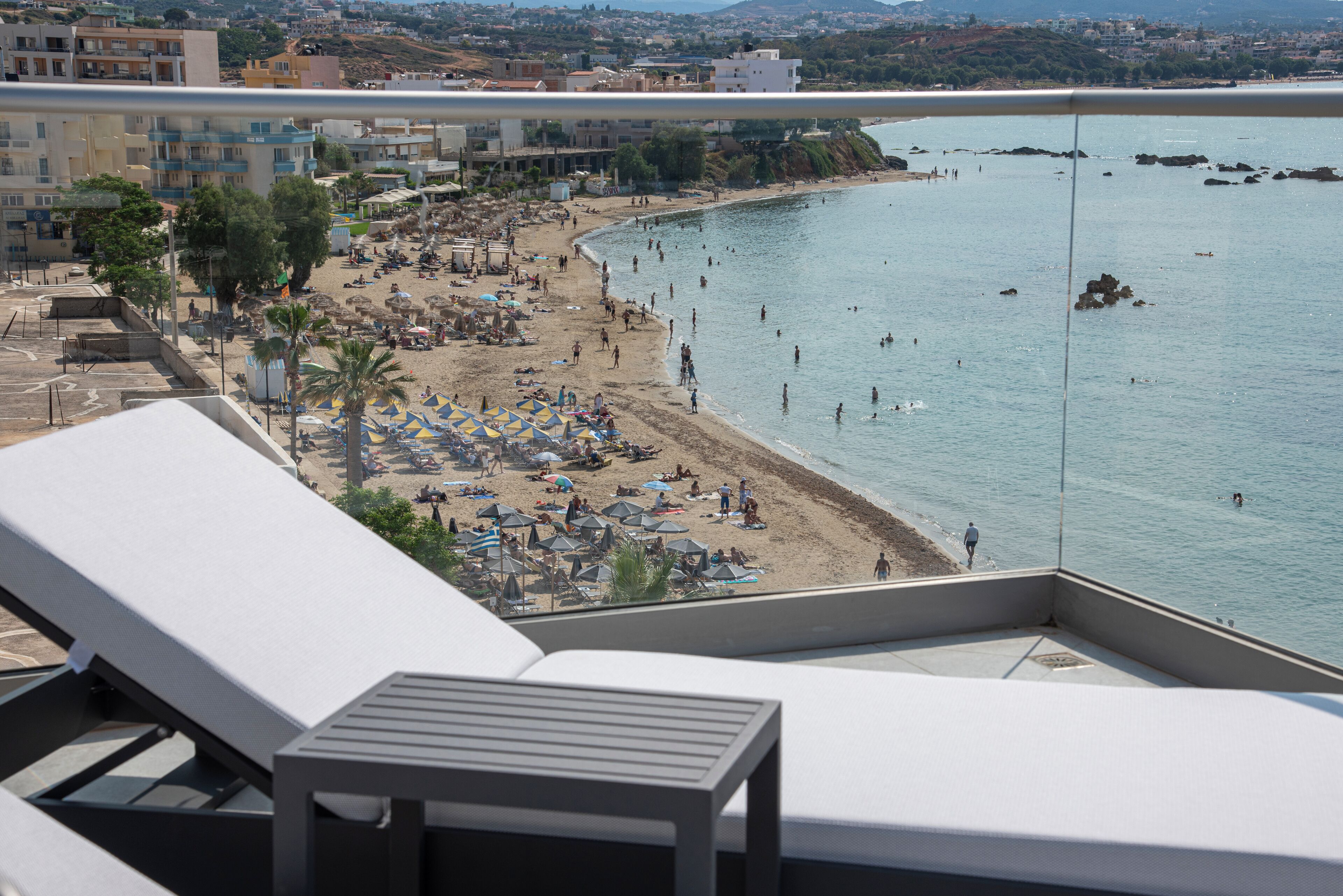 Suite Deluxe, vistas al mar | Ropa de cama de alta calidad, caja fuerte, cortinas opacas