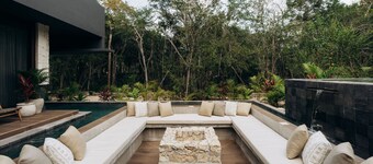 Bitol Luxury Jungle Villa 12+