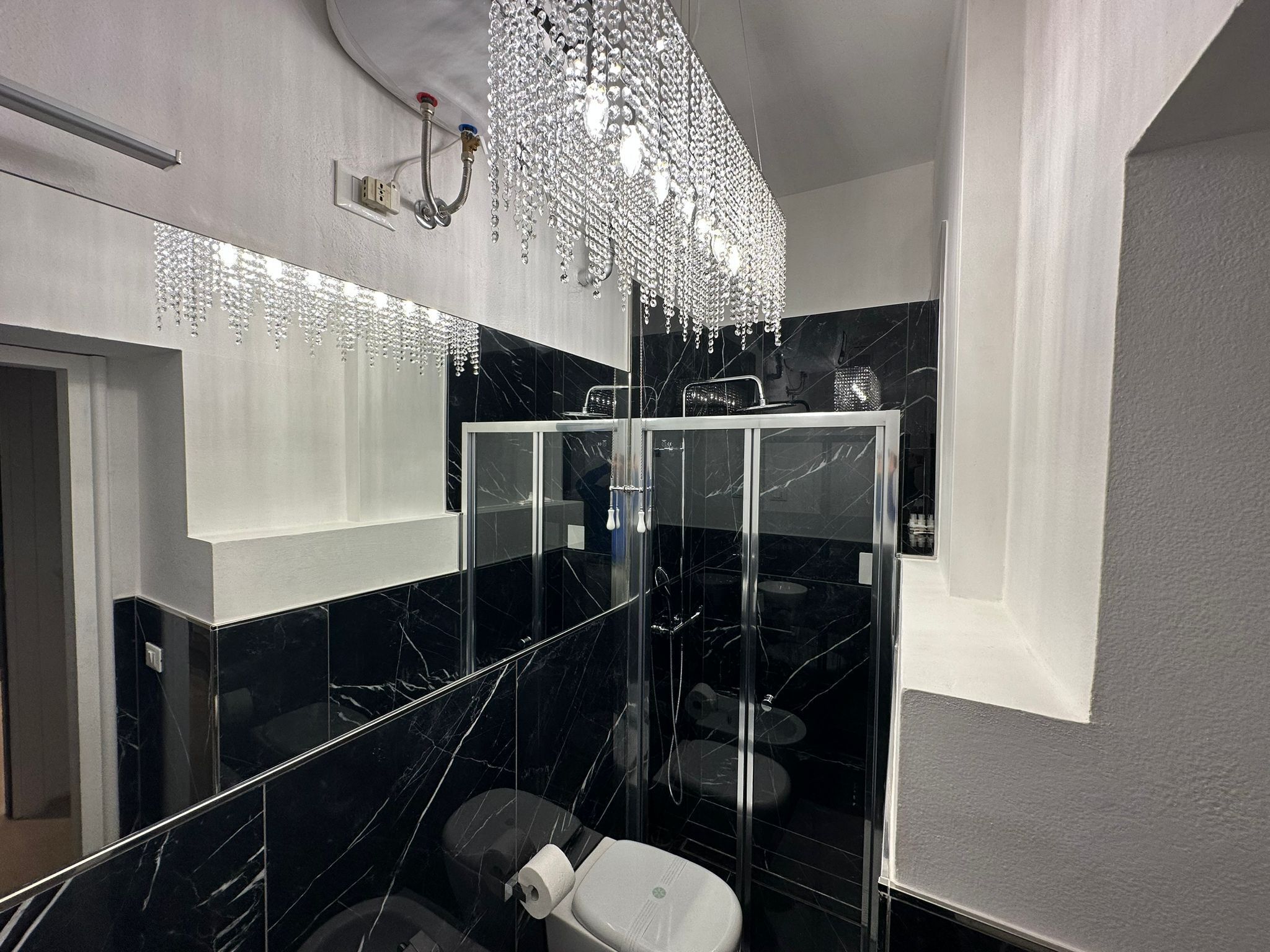Superior Apartment | Bathroom