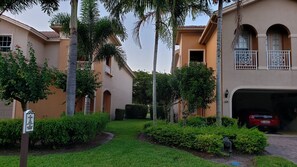 Exterior - 2026 Seasonal Rental - 90 Days - Estero, FL - 6,000 Monthly 3-bedroom condo (Estero)