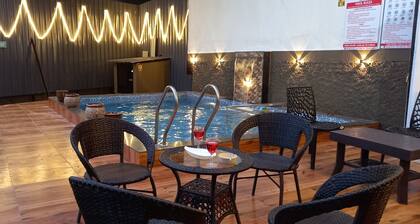 Villa MTDC registeredwithSwimming pool,Lift,Microwave,Washingmachine,Wifiparking