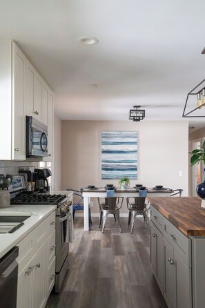 Fridge, microwave, oven, dishwasher