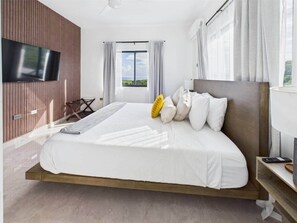 6 bedrooms, in-room safe, iron/ironing board, free WiFi