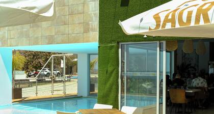 A paradise family home. Perfect location, near local town and beaches.