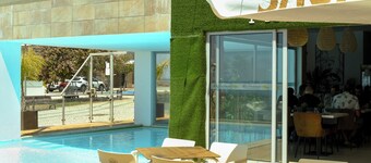 Perfectly located apartment. Close to the town and the beaches.