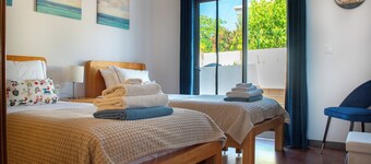 Perfectly located apartment. Close to the town and the beaches.