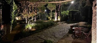 Beautiful Villa with garden 30 Km from Madrid