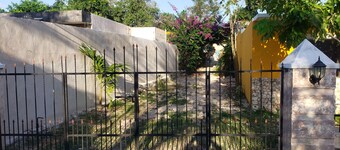Rustic charm in the heart of valladolid: with regional decoration and hammock
