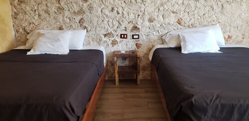 Rustic charm in the heart of valladolid: with regional decoration and hammock